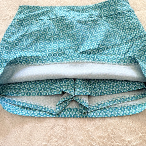 Attyre Teal Geometric Pencil Skort - Picture 4 of 4